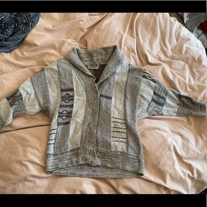 3/4th sleeve sweater